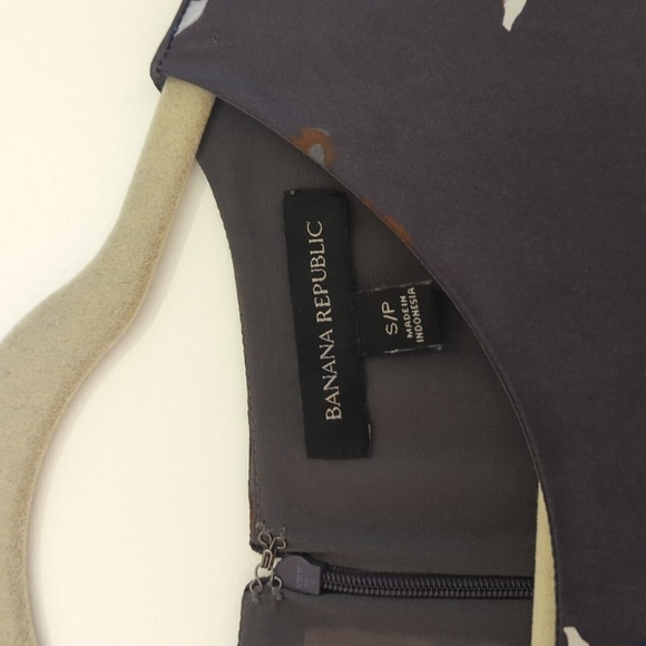 Banana Republic Purple Flower Blouse - Picture 2 of 6